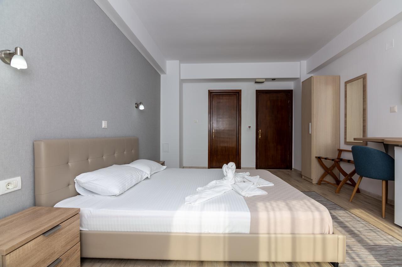 Adriano Pe Plaja Belona Hotell Eforie Nord Eksteriør bilde